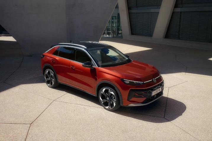 Megérkezett az új T-Roc